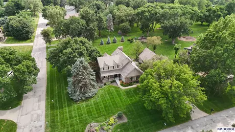 20805 Corral Rd, Elkhorn, NE 68022