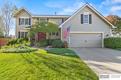 6308 N 155th Avenue Cir, Omaha, NE 68116