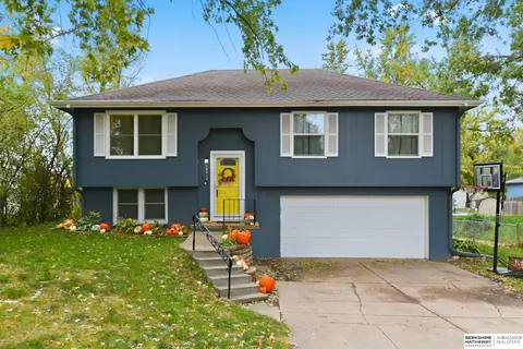 14212 Patrick Ave, Omaha, NE 68164