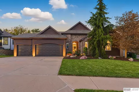 18408 Emile Cir, Omaha, NE 68022