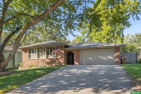 12014 N 156th Ave, Bennington, NE 68007