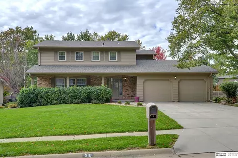 210 S 118th St, Omaha, NE 68154