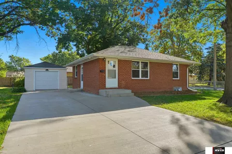 3400 N 52nd St, Lincoln, NE 68504