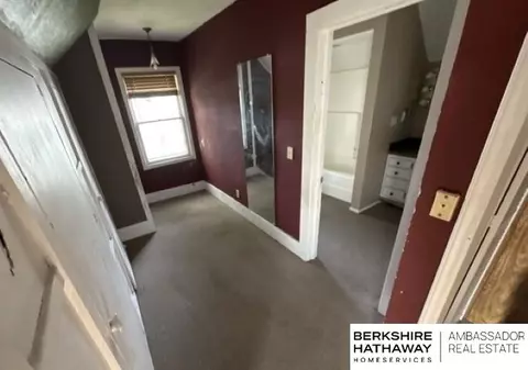 Entry Way - 420 Eads Ave, Hebron, NE 68370 photo 4 of 4