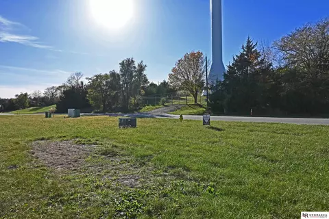4127 Buccaneer Blvd, Plattsmouth, NE 68048