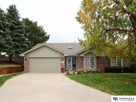 7001 S 156th Avenue Cir, Omaha, NE 68136