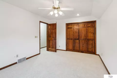 16326 Wright Cir, Omaha, NE 68130 photo 32