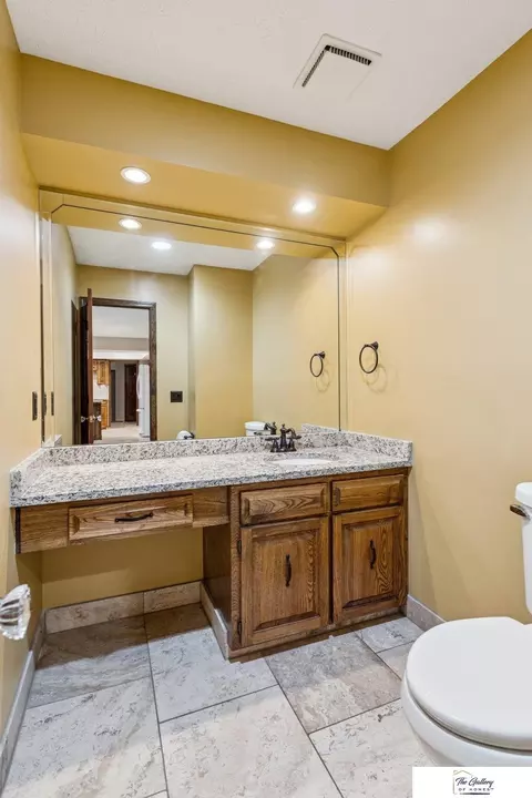 16326 Wright Cir, Omaha, NE 68130 photo 19