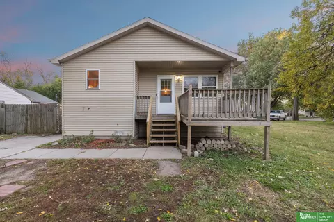 3909 Madison Ave, Lincoln, NE 68504