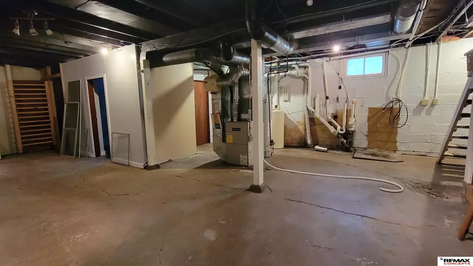 Other - 532 S 26th St, Lincoln, NE 68510 photo 4 of 11