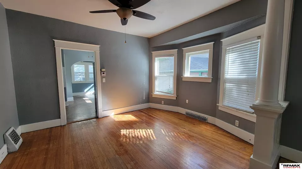 Living - 532 S 26th St, Lincoln, NE 68510 photo 4 of 4