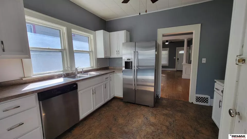 Kitchen - 532 S 26th St, Lincoln, NE 68510 photo 1 of 3