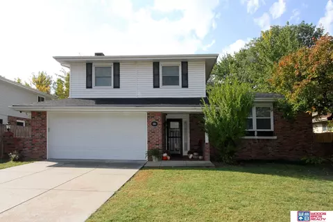 2131 Larchdale Dr, Lincoln, NE 68506