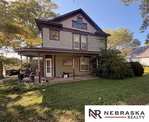 545 S 5th St, Eagle, NE 68347