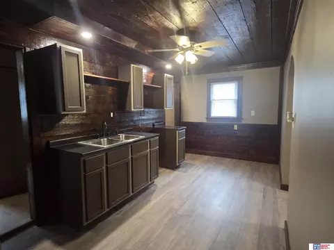 Entry Way - 716 Millikin, Beatrice, NE 68310 photo 2 of 3
