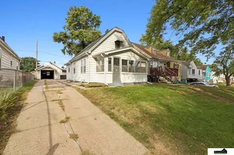 6230 S 36th Ave, Omaha, NE 68107