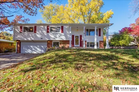 307 Park Vista St, Lincoln, NE 68510