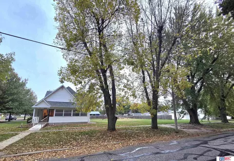 420 W I St, Wymore, NE 68466