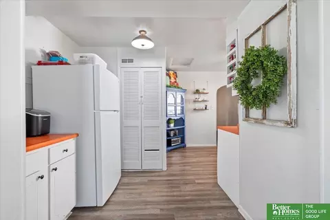 Entry Way - 2905 Wayne St, Bellevue, NE 68005 photo 3 of 3