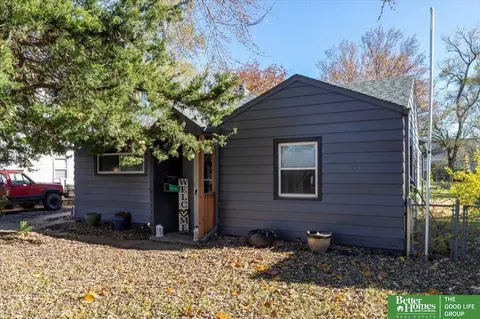 Exterior - 2905 Wayne St, Bellevue, NE 68005 photo 1 of 5