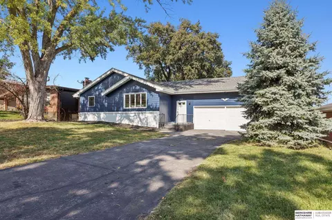 2352 Lincoln St, Blair, NE 68008