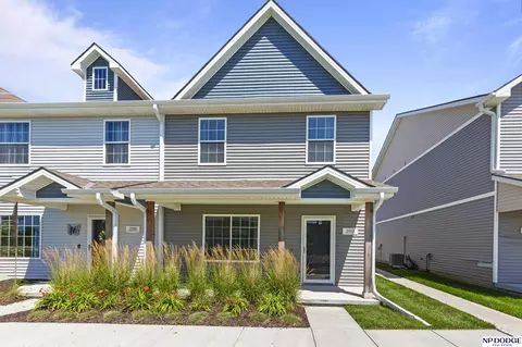 2253 N Aaron Way, Fremont, NE 68025