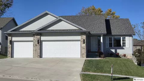 4340 W Hub Hall Dr, Lincoln, NE 68528