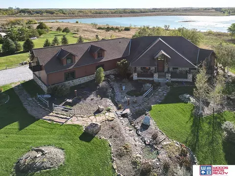 13800 S 141st St, Bennet, NE 68317