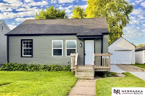 3015 Avenue G, Council Bluffs, IA 51501