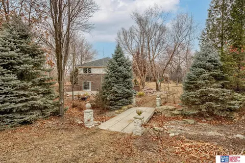 Exterior - 4701 Quarry Ledge Rd, Roca, NE 68430 photo 7 of 10