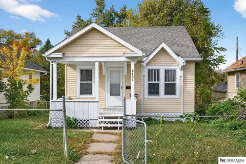2434 N 33rd Ave, Omaha, NE 68111