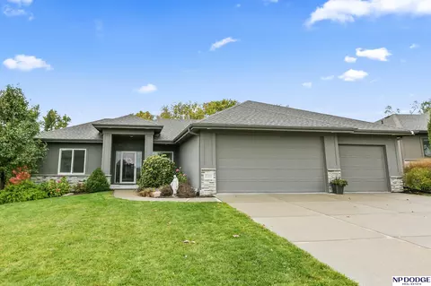 2316 N 188 St, Elkhorn, NE 68022