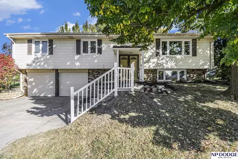 1415 S 143 St, Omaha, NE 68144