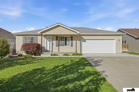 14310 Paris St, Waverly, NE 68462