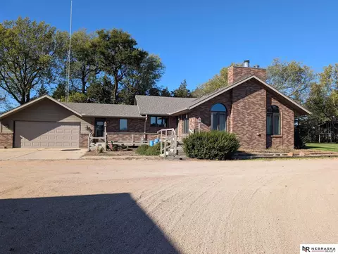 2404 E 6 Rd, Henderson, NE 68371