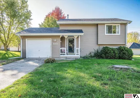 513 Washington St, Carson, IA 51525