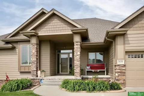 5636 S 234th St, Elkhorn, NE 68022