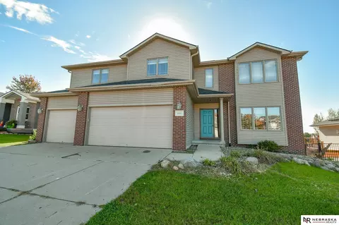 2845 Ohanlon Dr, Lincoln, NE 68516