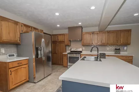 Kitchen - 803 6th St, Edgar, NE 68935 photo 3 of 8