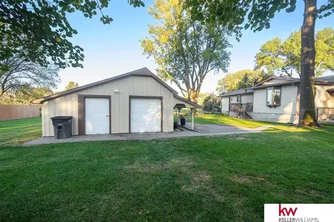 Exterior - 803 6th St, Edgar, NE 68935 photo 11 of 13