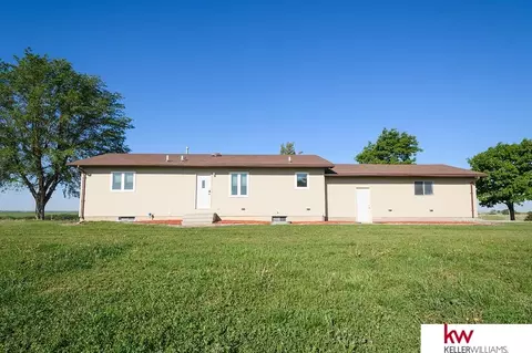 56420 708 Rd, Fairbury, NE 68352
