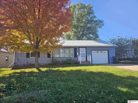 511 Belvedere Ave, Beatrice, NE 68310