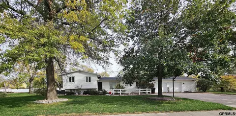 816 4th Ave, Fairmont, NE 68354