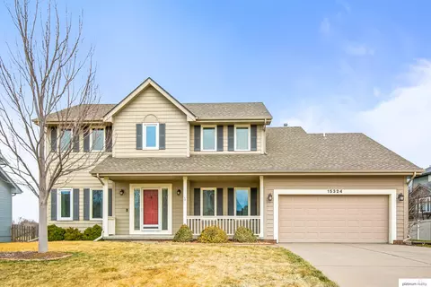 15324 Curtis Ave, Omaha, NE 68116