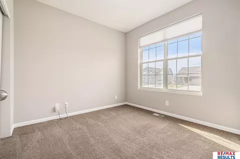 8017 Kilpatrick Pkwy, Bennington, NE 68007 photo 17