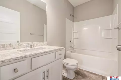 8017 Kilpatrick Pkwy, Bennington, NE 68007 photo 19