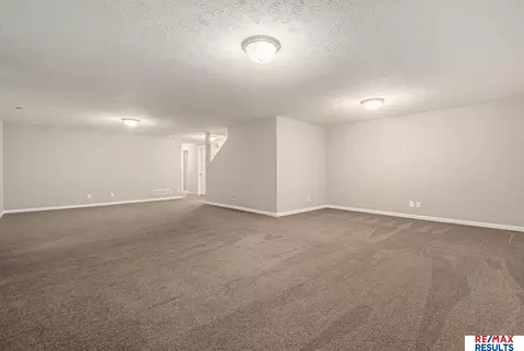 8017 Kilpatrick Pkwy, Bennington, NE 68007 photo 22