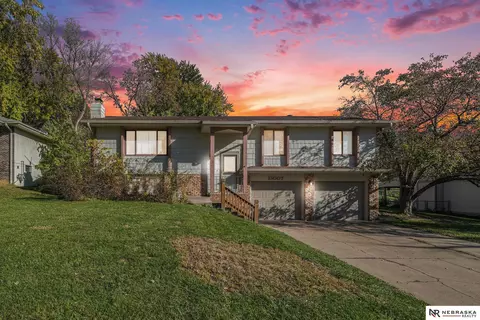 13007 S 35th St, Bellevue, NE 68123