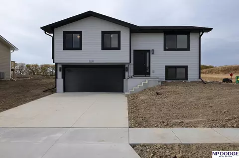 7811 N 50th St, Lincoln, NE 68514