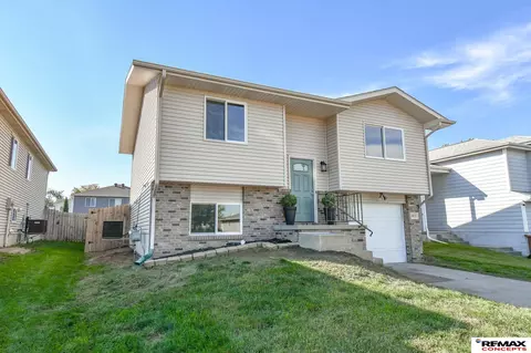 2825 W Arlington St, Lincoln, NE 68522